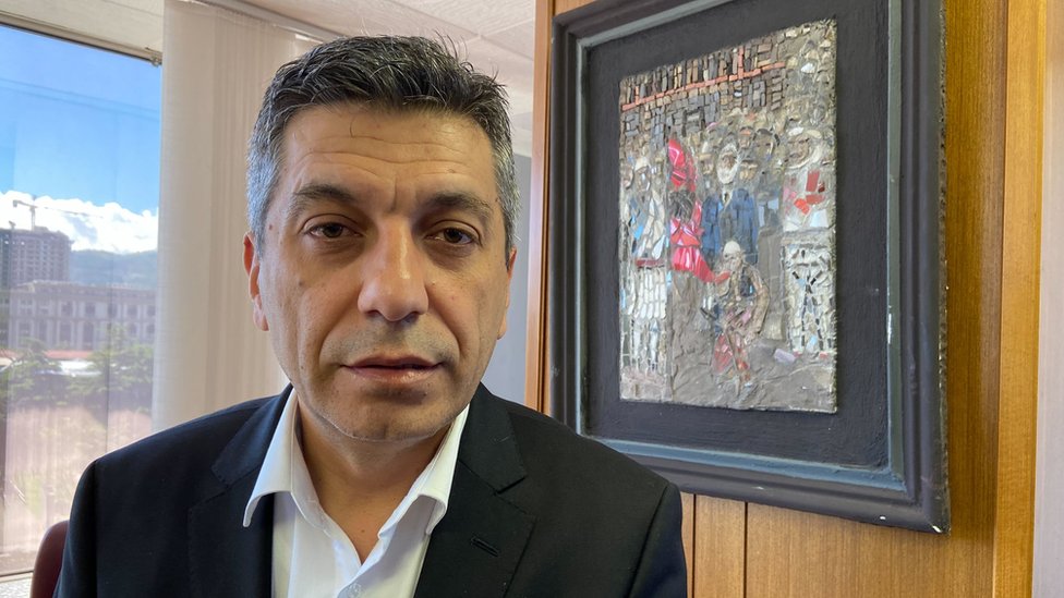 Izbori u Severnoj Makedoniji: Dva tabora, dve želje albanskih stranaka i - Aljbin Kurti 4 Medžiti