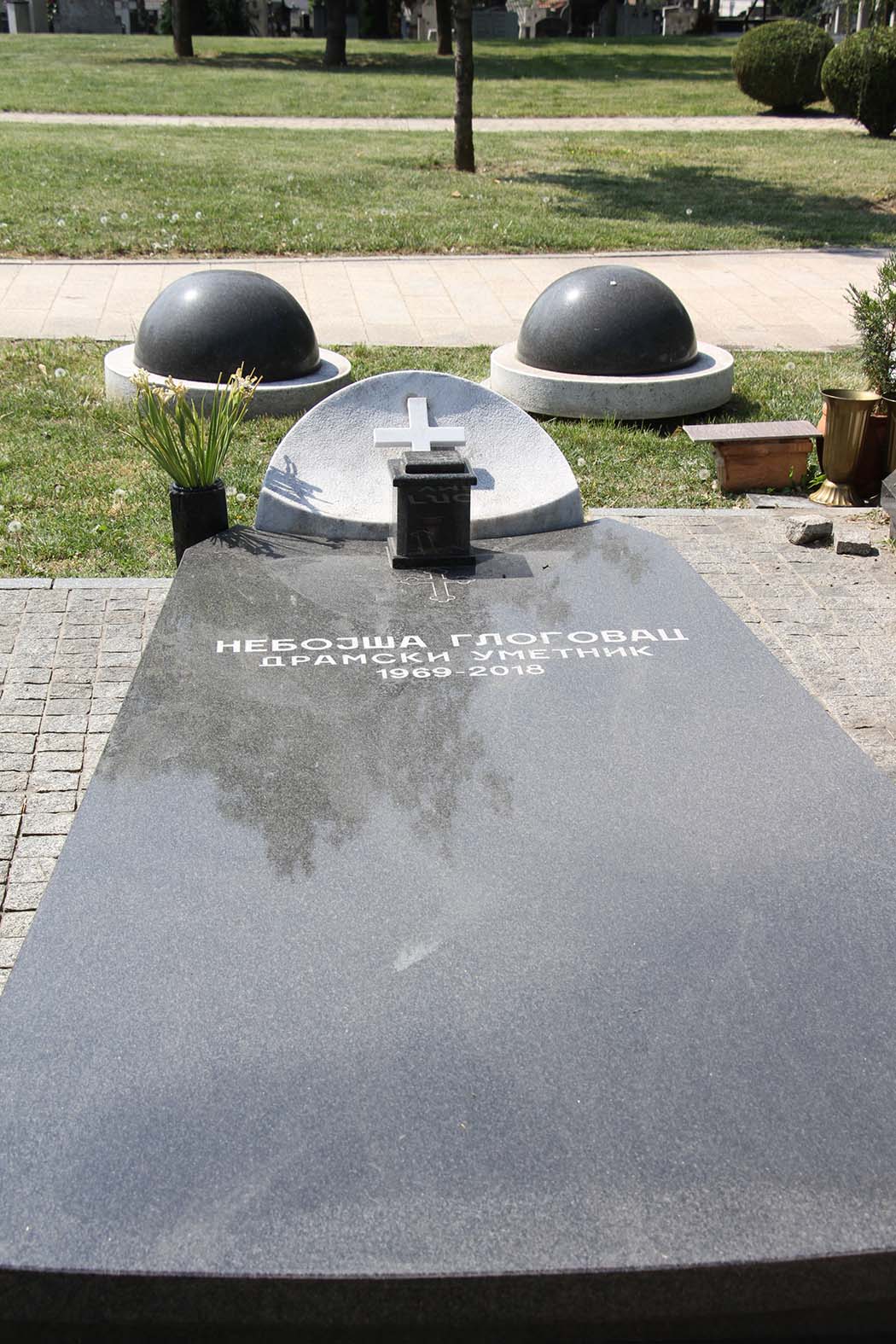 Izmenjena odluka o sahranjivanju u Aleji zaslužnih građana: Kakva je procedura i ko će odlučivati? (FOTO) 2