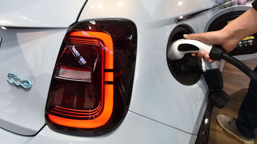 I ove godine država daje subvencije za električna vozila 1