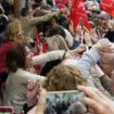 Hiljade pristalica socijalista mole premijera Španije da ne podnese ostavku 13