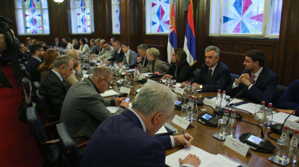 Pregovori vlasti i opozicije o izbornim uslovima ušli su u treći sat 1