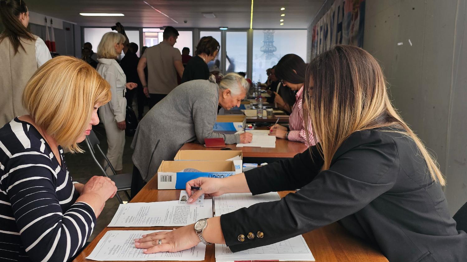 Otkriveno ime liste SNS za beogradske izbore: Vučić dao potpis podrške, Dačić mu rekao da je preterao sa raspisivanjem izbora svake godine 2