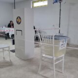 Reporter Danasa na glasačkom mestu u Bošnjačkoj mahali: "Možda neko i dođe" (FOTO) 7