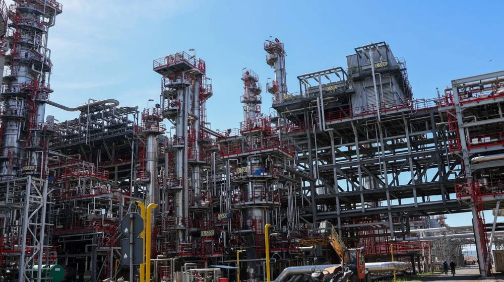 Počela proizvodnja naftnih derivata u rafineriji u Pančevu 10