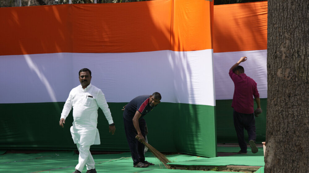 BBC u Indiji pod pritiskom novih propisa: Deli se na dve kompanije 1