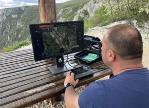 Potraga za telom Danke Ilić Nastavljena potraga za telom Danke Ilić: Naređena obdukcija preminulog D.D, pretražuje se jama iznad Lazarevog kanjona (FOTO, VIDEO) 3