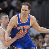 Njujork pobedio Boston uz 39 poena Bransona: Mogu li do drugog mesta na Istoku? 4