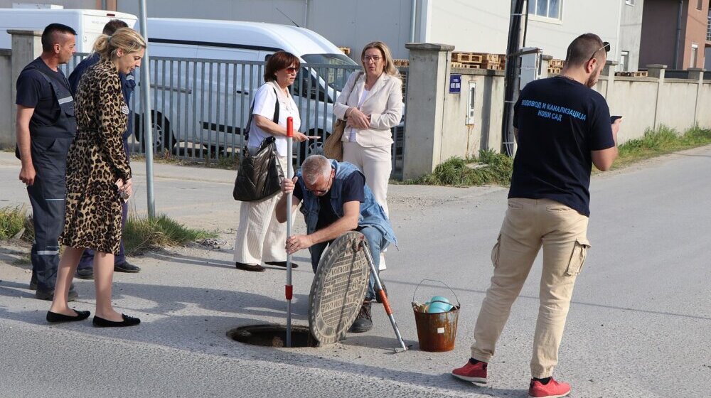 Neprijatan miris u Veterniku i Novom Sadu: Građanima pozlilo, pojedine porodice premeštene u hotel 1