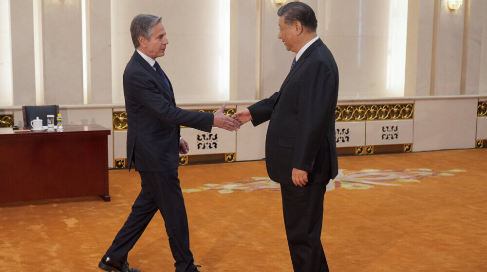 Tokom Blinkenove posete SAD i Kina ostale pri svojim stavovima, ali bar razgovaraju 1