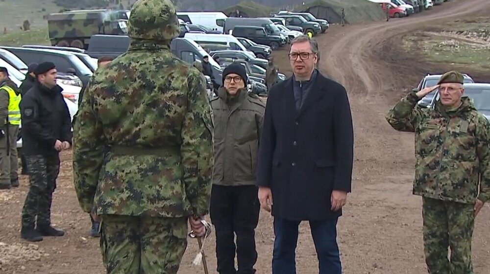 Vučić: U protekloj deceniji obnovljeno ili nabavljeno sve od borbene tehnike za vojsku 1