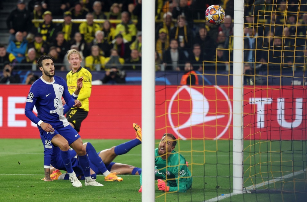 Mbape odveo PSŽ u polufinale, Borusija eliminisala Atletiko 2