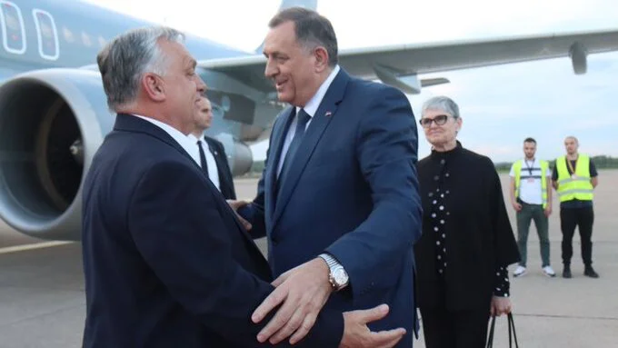 Dodik u zvaničnoj poseti Mađarskoj, sastaje se sa Orbanom i Sijartom 9