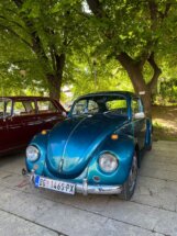 Izložba oldtajmera i električnih automobila na platou ispred Saobraćajnog fakulteta (FOTO) 2