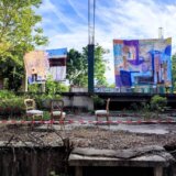 Svaki prostor je dobar za kulturu: Izložba kragujevačkog slikara Zorana Ignjatovića u nikad završenom tržnom centru u Erdoglji 2