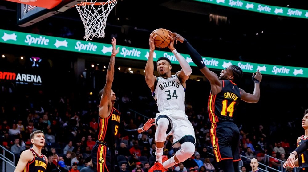 Uzbuna u Milvokiju - Janis se povredio sam od sebe: Kraj sezone? (VIDEO) 1