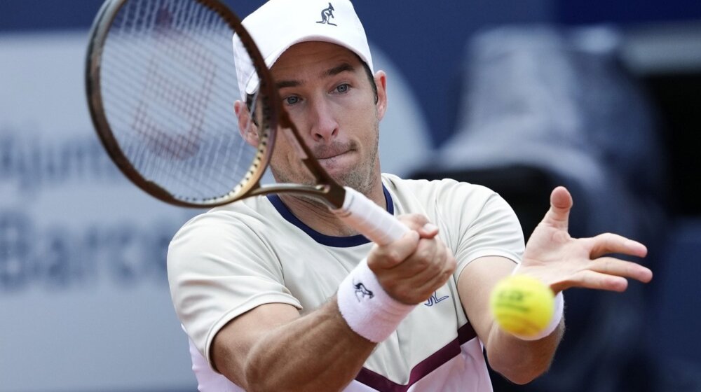 Dušan Lajović u polufinalu turnira u Barseloni, u duelu za finale protiv Stefanosa Cicipasa 1