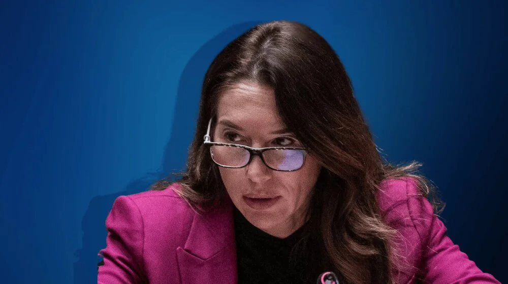 “Džudistkinja sa Malte”: Ko je Vanesa Frejzer, koja je ućutkala Vučića na sednici Saveta bezbednosti UN lupivši rukom o sto” 12