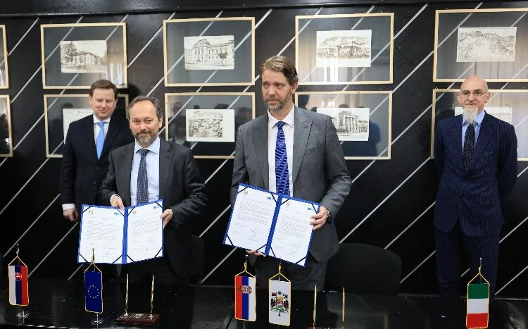 Potpisan Memorandum o saradnji za otvaranja Evropske kuće u Kragujevcu 13