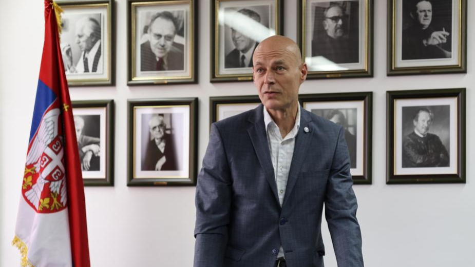 Solarna elektrana uskoro i na Fakultetu dramskih umetnosti: Dekan Miloš Pavlović za Danas o projektu "Zeleni FDU" 1