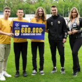 Svi za jednog, moravac za svet: Luka Adžić iz kornera asistirao „musketarima“ za odlazak na lego mundijal 16