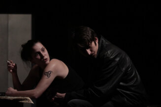 „Odumiranje” Dušana Spasojevića i Egona Savina: Nova predstava kragujevačkog Teatra 2