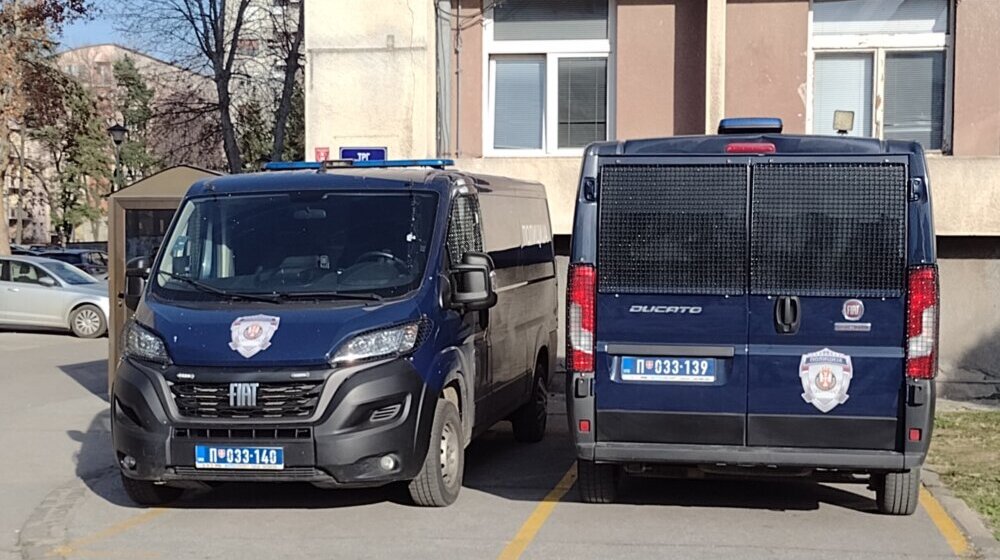 Muškarac iz Kragujevca oteo novčanik starici na ulici 1