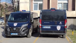 Hapšenje u Kladovu: Beograđanin pretio, pa udario policijskog službenika