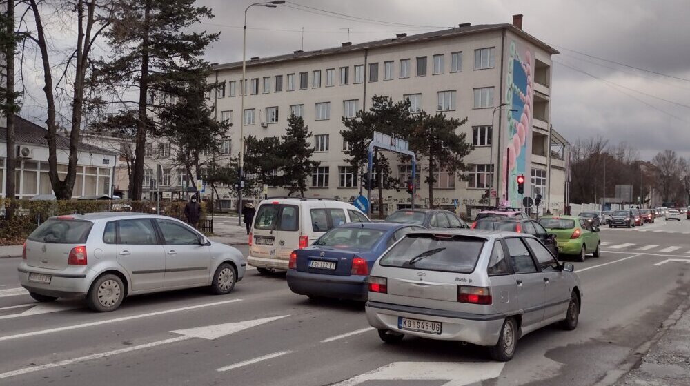 Inspekcija počela oduzimanje vozila „linijskog taksija” u Kragujevcu 14