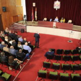 Nedolaskom na sednicu Skupštine grada vlast „priznala” krađu veka: Kragujevačka opozcija o „slučaju Servis” 1