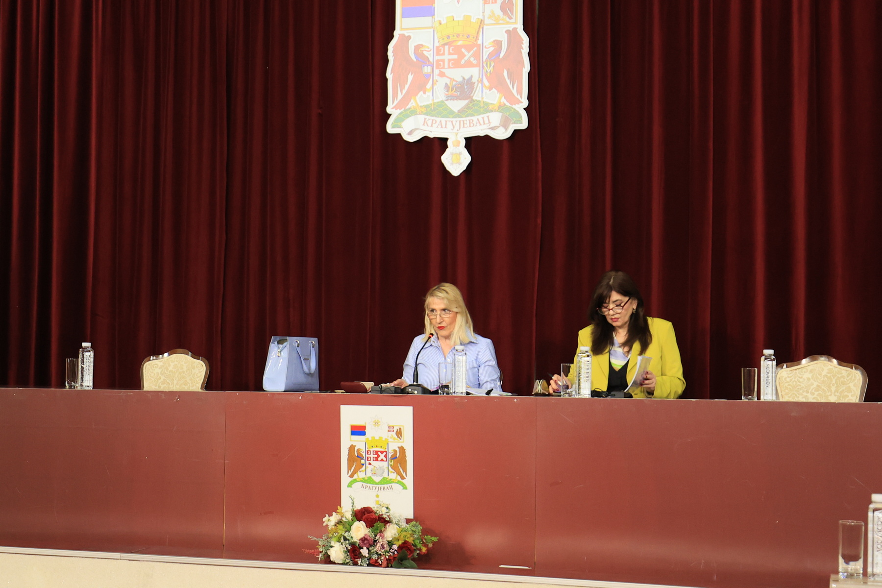 Nedolaskom na sednicu Skupštine grada vlast „priznala” krađu veka: Kragujevačka opozcija o „slučaju Servis” 2