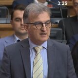 Cvejić (SRCE): Vlast u Srbiji funkcioniše samo u haosu, pa ga i pravi 8