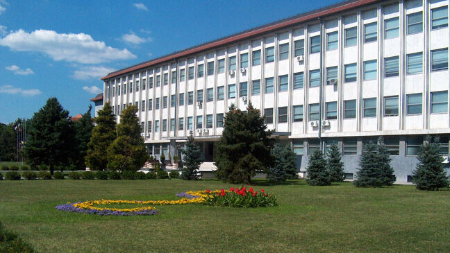 Subotičanka zlostavljana na poslu jer je odbila da ide na miting SNS, izgubila prvi sudski spor 1