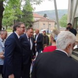 Dodik, Vučić i Višković razgovarali sa rukovodstvom Bileće: Srbija daje pola miliona evra pomoći 5