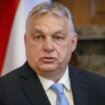 Podrška Orbanu: Desetine hiljada Mađara promarširalo centrom Budimpešte 11