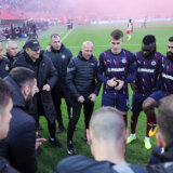 Na večitom derbiju u Kupu igraču dodeljen žuti karton pre početka utakmice 3