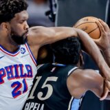 Nekada pismo u Jelisejsku palatu, danas pod zastavu SAD: Da li je NBA zvezda Džoel Embid izigrao Emanuela Makrona? 5