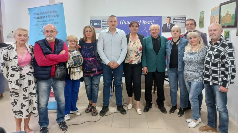 Uskoro protestna šetnja penzionera u Nišu: Zahteva se ispunjenje obećanja o besplatnom gradskom prevozu za starije od 65 godina 1
