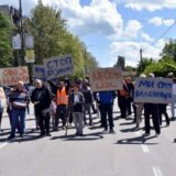 "Grad hoće da nam otme legalne placeve i kuće": Građani blokirali Bulevar Zorana Đinđića u Nišu 6