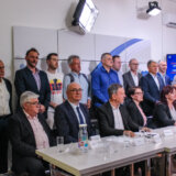 Dvadeset političkih organizacija i aktivista u Nišu potpisalo Protokol o nesaradnji sa SNS i njenim partnerima: Dr Dragan Milić nije među potpisnicima 4