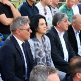 Opozicija traži odgovornost za pad video-bima u niškoj osnovnoj školi, kada je povređeno pet učenika i nastavnika, a nadležni prebacuju krivicu jedni na druge 13