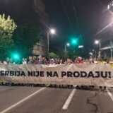 Protest Kreni-promeni završio se šetnjom do Generalštaba: Dok su ljudi ginuli, današnja vlast je igrala Riziko (FOTO, VIDEO) 10