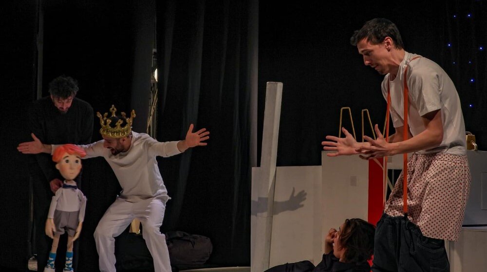 Druge festivalske večeri, na 14. Pozorišnom festivalu za decu "ZajeČAR" izvedena predstava “Igraj se sa mnom” 1