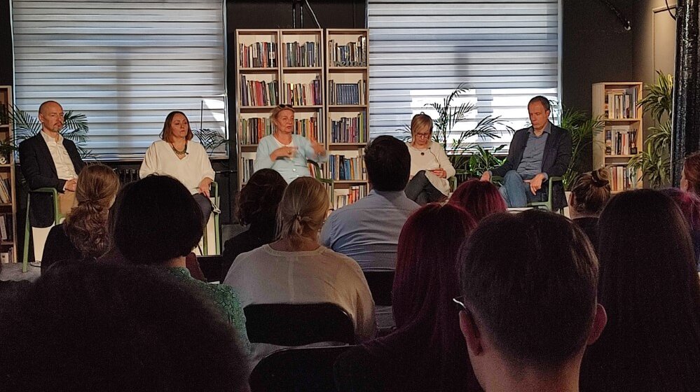 Konferencija „Kome treba građansko vaspitanje“ održana u Beogradu 1