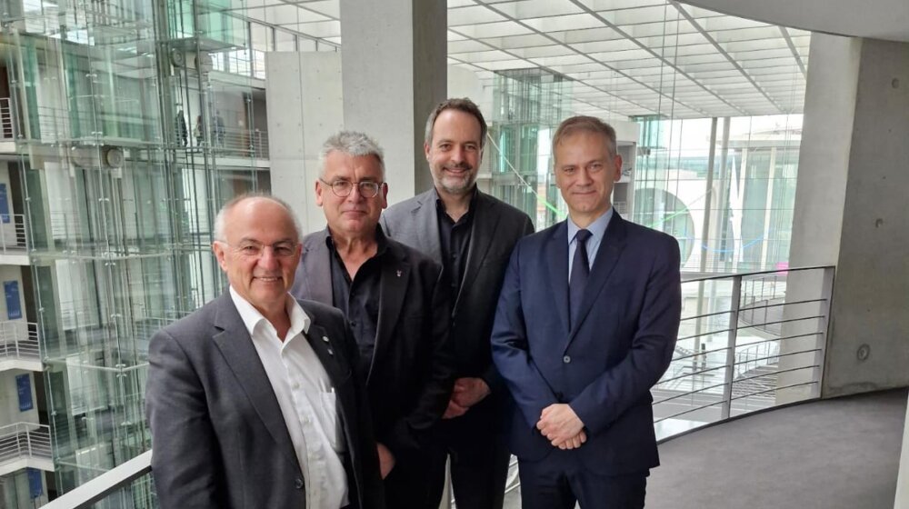 Zamenik predsednika SSP u Berlinu: Šta je Borko Stefanović preneo Juratoviću? 1