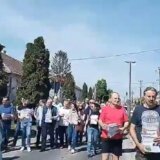 Posle napada na aktiviste u Kaću, opozicija se udružila i deli flajere 6