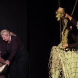 Pete festivalske večeri, u Zaječaru nastupilo Pozorište lutaka iz Niša predstavom "Bajka o ribaru i ribici” 9