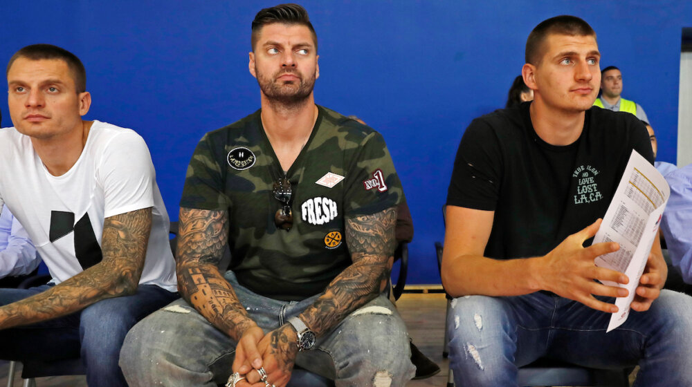 Brat Nikole Jokića uhapšen zbog napada na navijača, žrtva zadobila potres mozga, posekotine i masnice oko oka 1