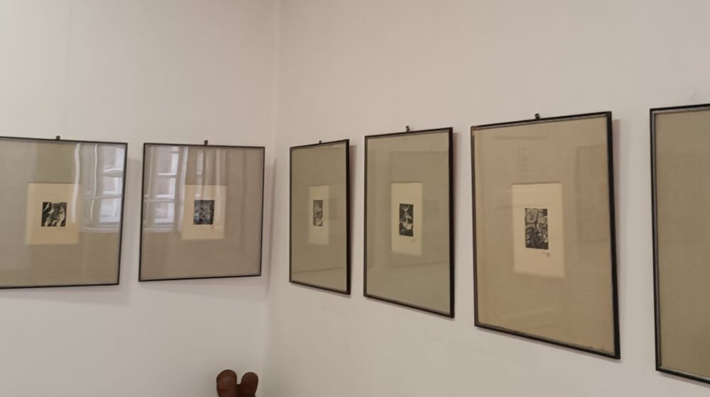 U Pozorišnom muzeju održana izložba mape grafika "Krvavo zlato" 1