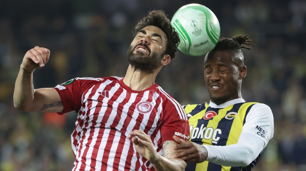 Olimpijakos prošao na penale u Istanbulu, golman crveno-belih odbranio Tadiću, Underu i odlučujući Bonučiju 1