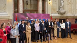 Kako glasi uputstvo naprednjacima pred sednicu Odbora o "autentičnom tumačenju" za Generalštab? 29